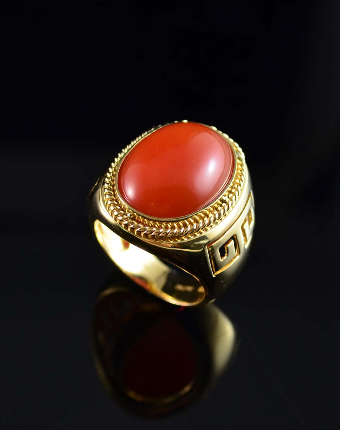18k金黄13克拉霸气南红戒指柿子红