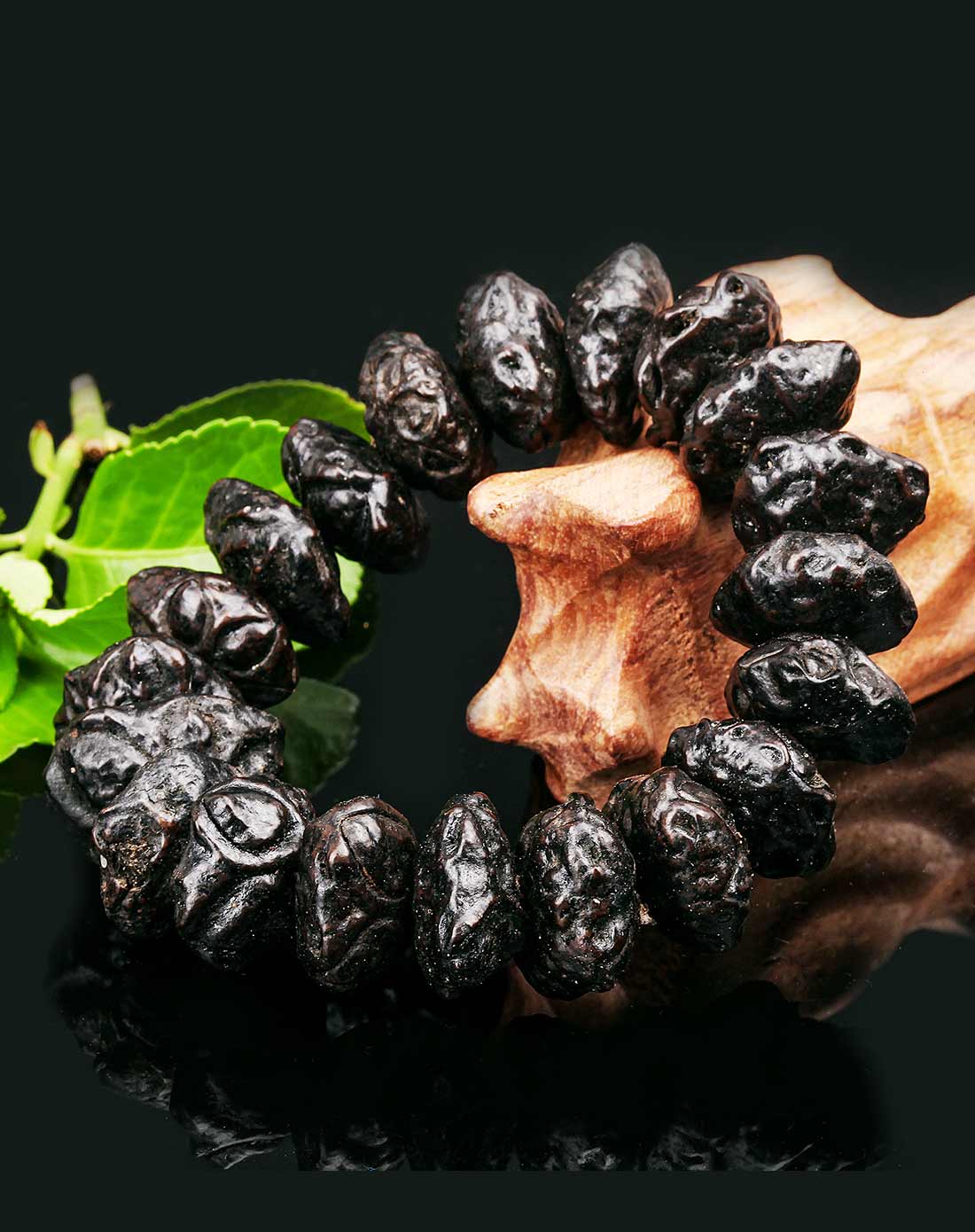 中性黑褐色天然小鬼脸菩提手串