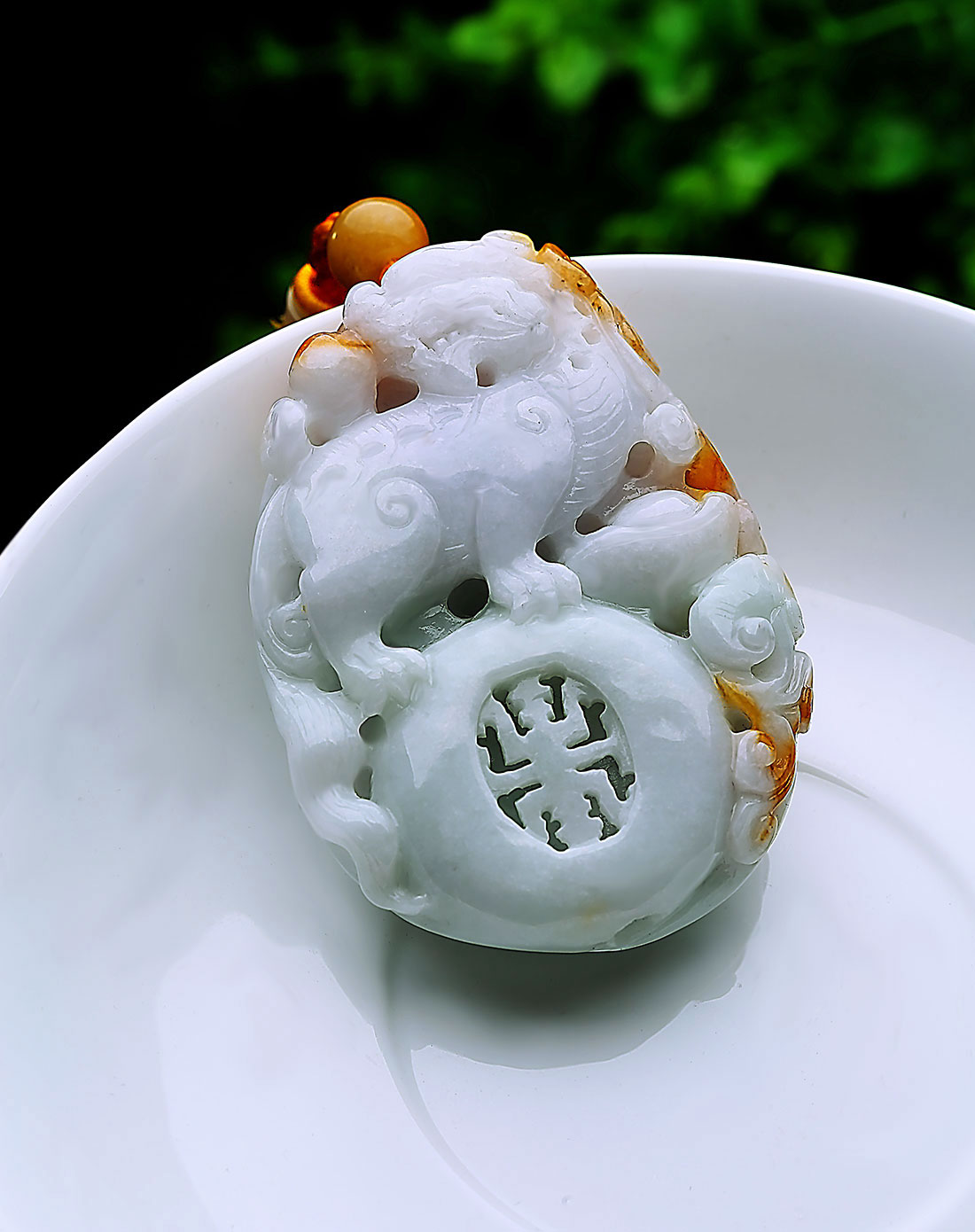 大师级精雕细腻糯种麒麟 招财进宝手把件