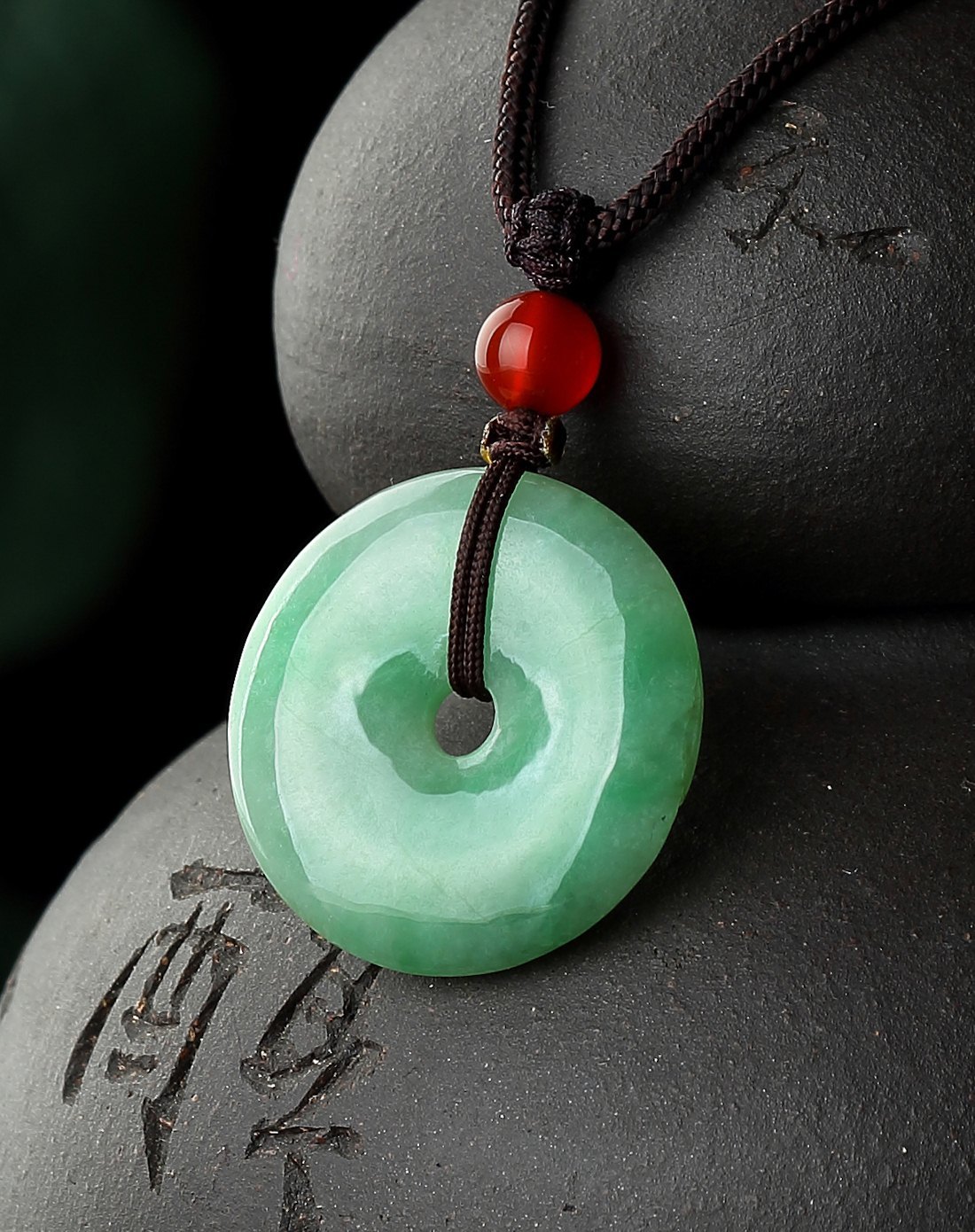 精雕超细腻豆种满绿色平安扣一生平安天然a货翡翠吊坠(附权威鉴定证书