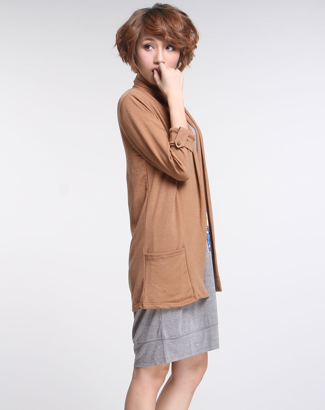 卡其色色休闲百搭七分袖外套