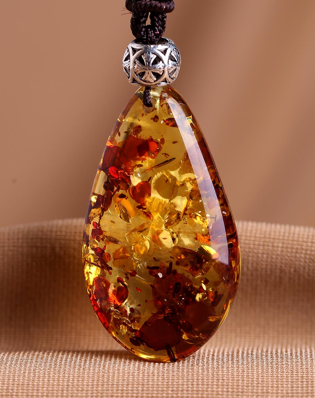 独家满城星光天然花珀项链附证书