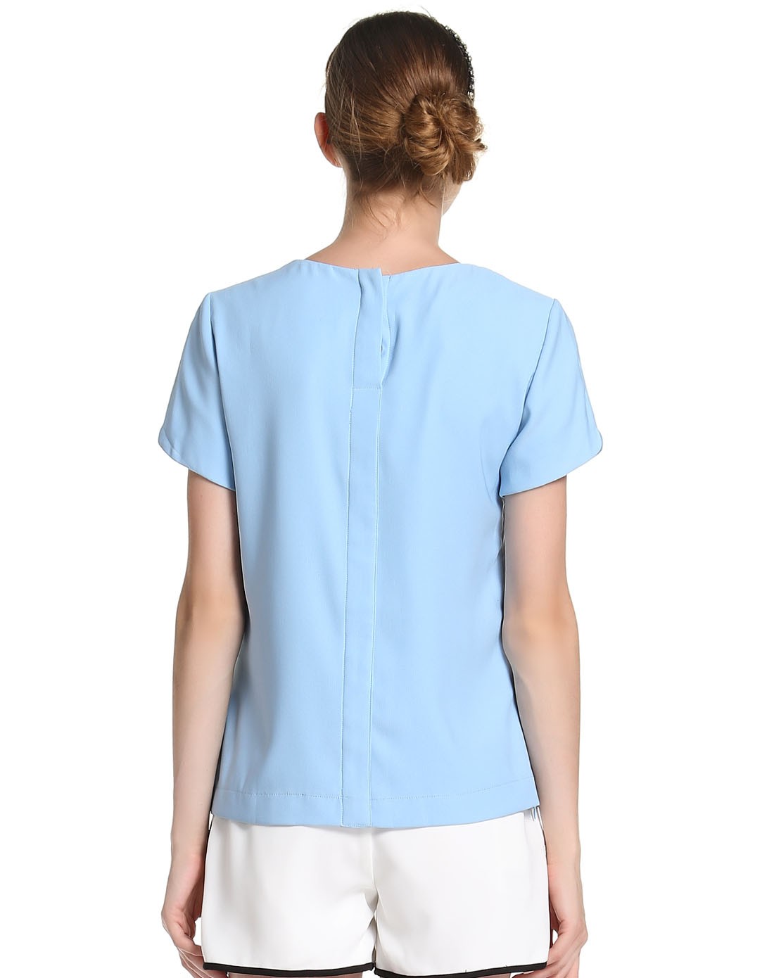 冰蓝色休闲简洁短袖上衣