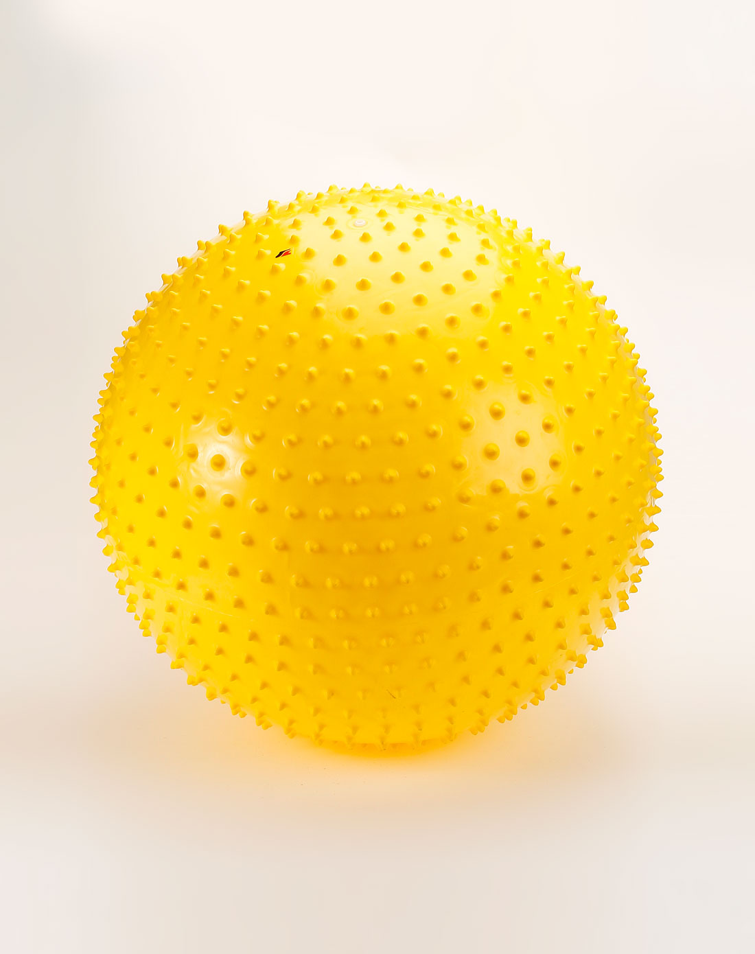 黄色按摩健身球