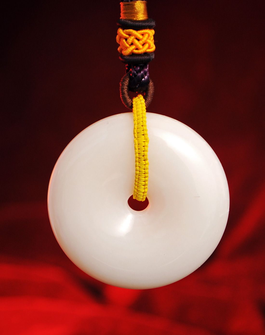 (独家)天然玉化砗磲平安扣手把件