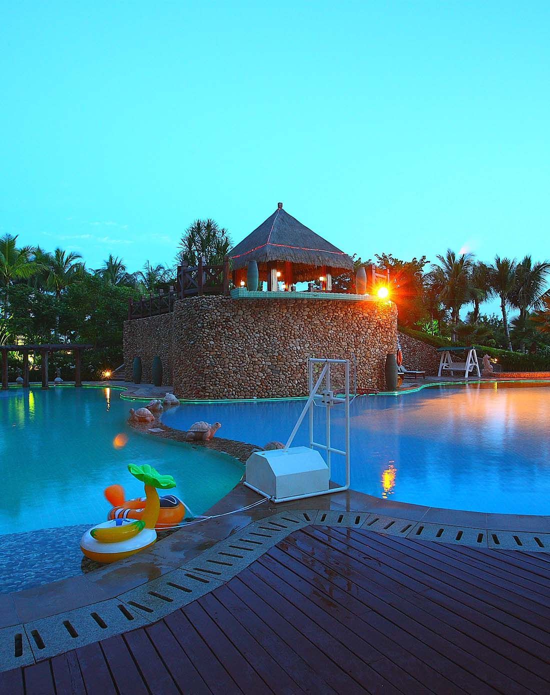 三亚湾阳光大酒店180度海景房亚龙湾华宇度假酒店高级双人房双人每日