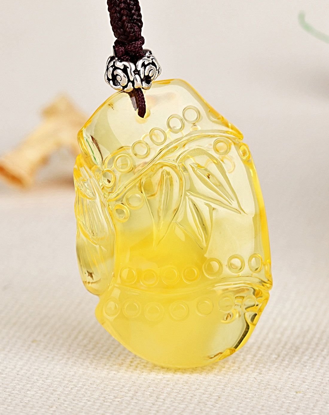 竹报平安 天然琥珀半蜜半珀吊坠