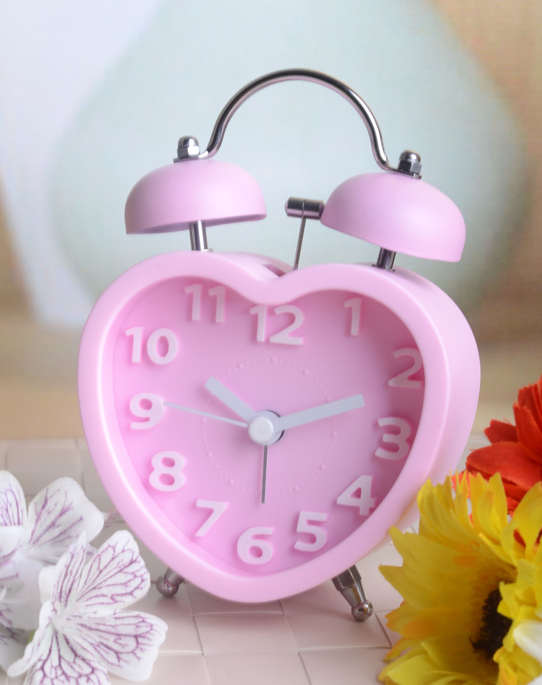 黛林系列立体字心形中号静音闹钟粉色