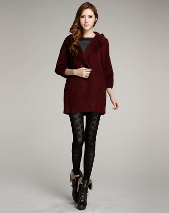深酒红色简约气质八分袖大衣