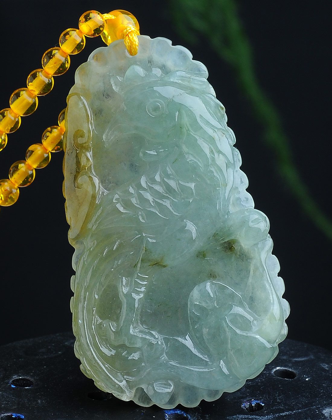 天然翡翠凤凰吊坠1945g含配绳附证书