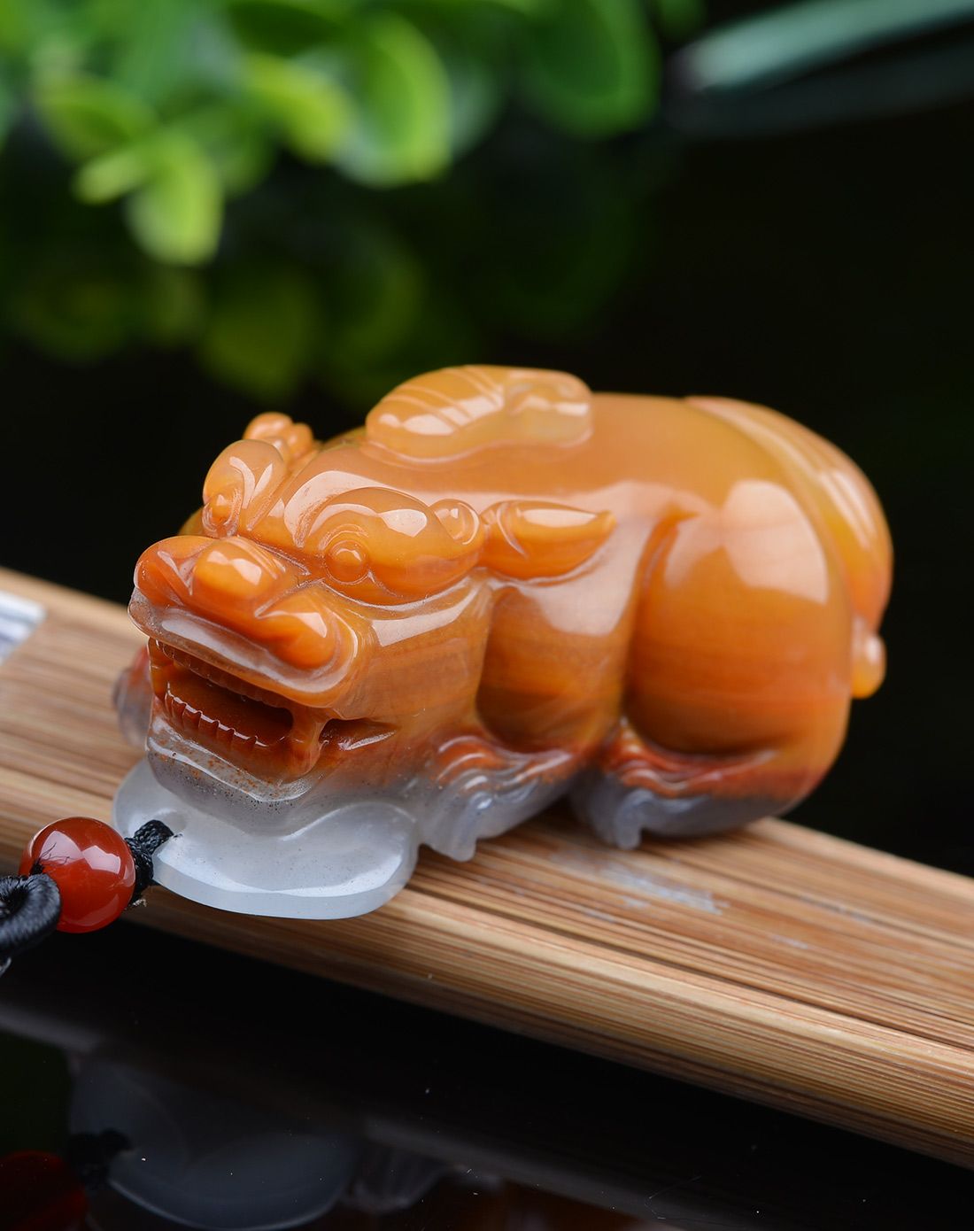 天然黄龙玉貔貅挂件