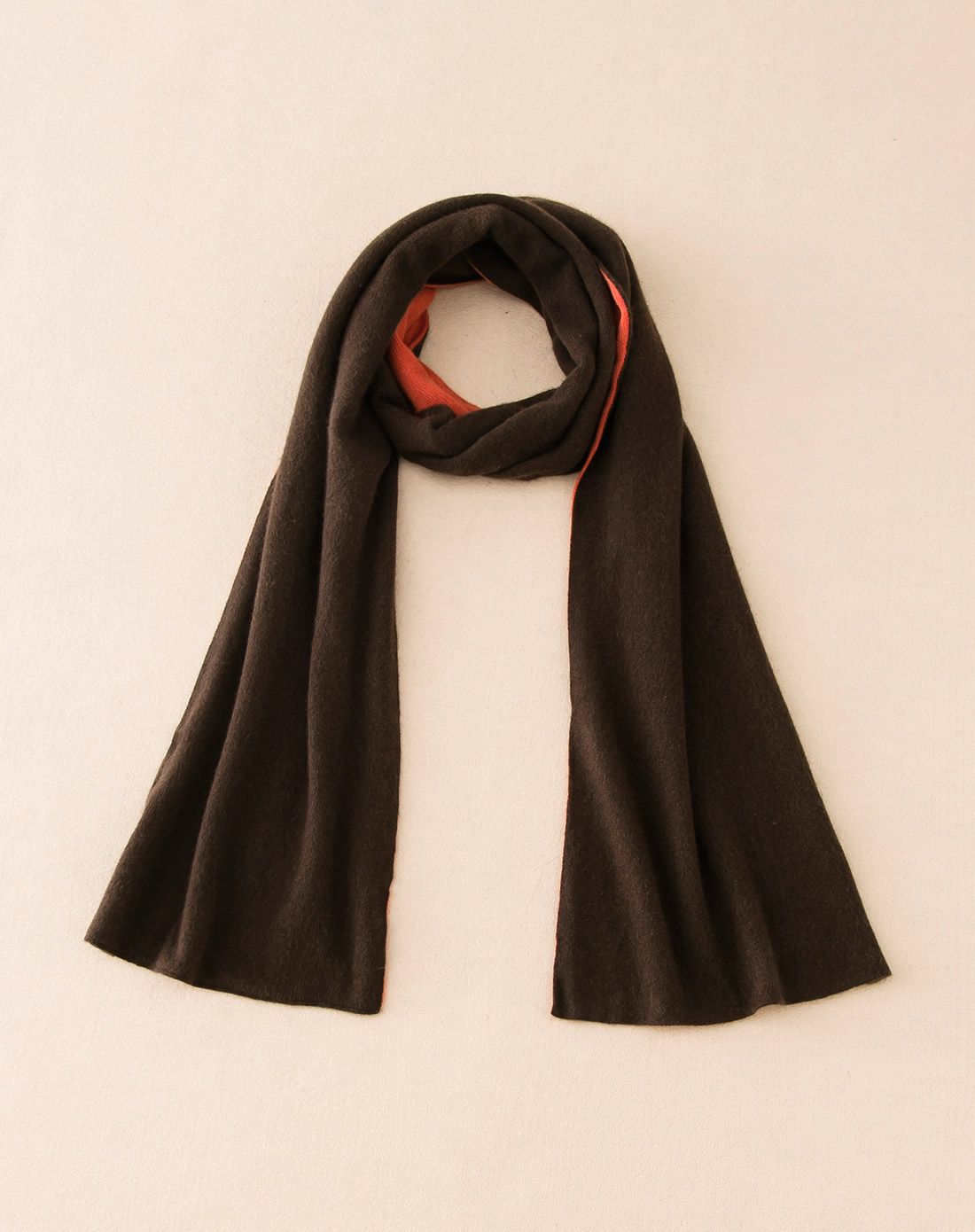 女咖啡色100山羊绒羊绒围巾