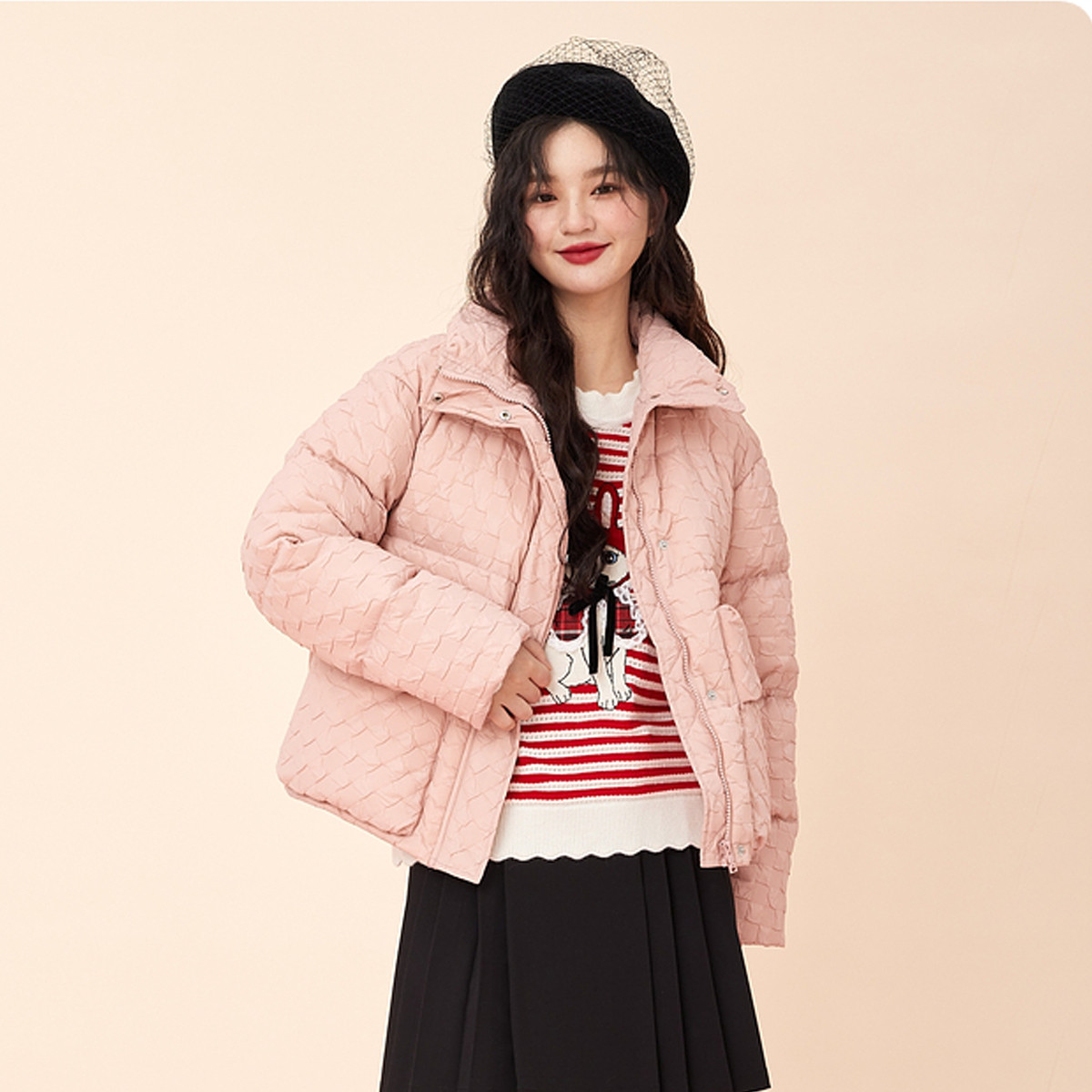 春季商场同款简约甜美大口袋时髦雅致小个子短款羽绒服女