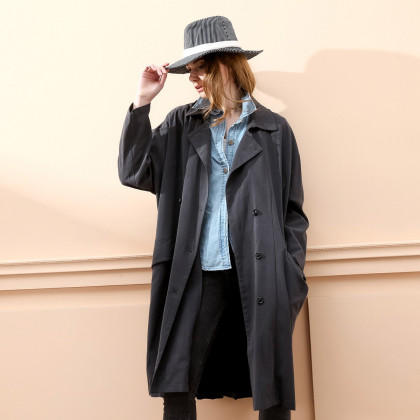 女式2019春新品宽松双排扣褶皱女款外套棉质廓形风衣女