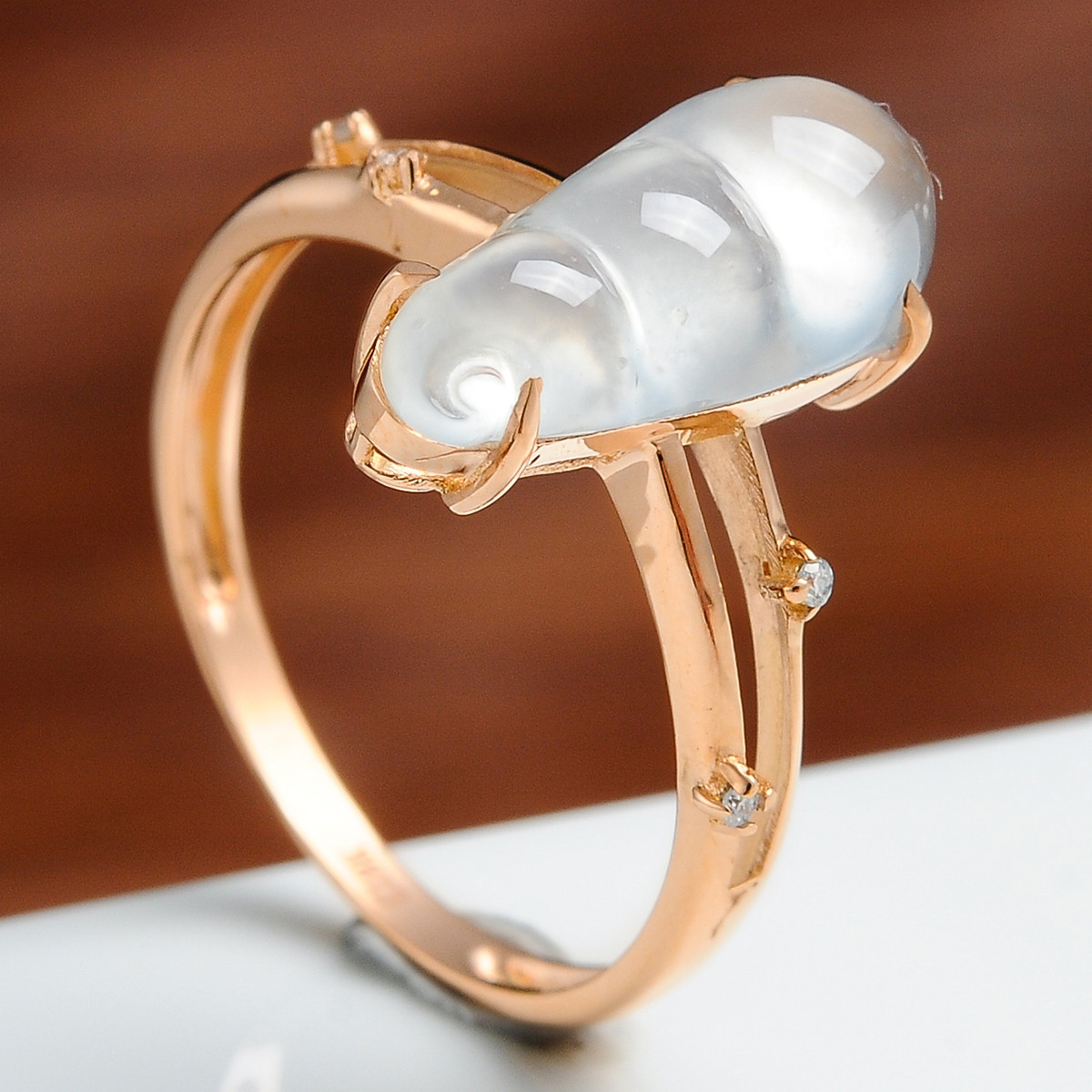 18k金伴钻镶翡翠a货冰润四季豆玉戒指/翡翠戒指14#附证书