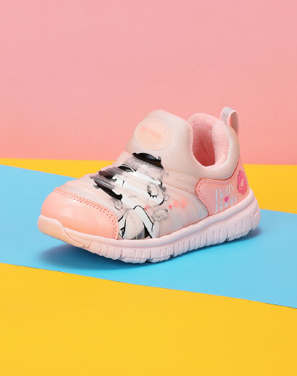 贝蒂秋季新款毛毛虫卡通印花女童休闲鞋