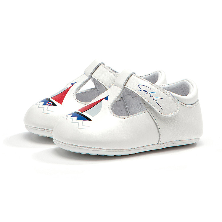 沙驰童鞋男女童可爱舒适羊皮防撞宝宝鞋头皮鞋