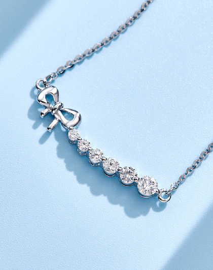 【共约25分钻石】18k金钻石项链含18k金链子钻石吊坠