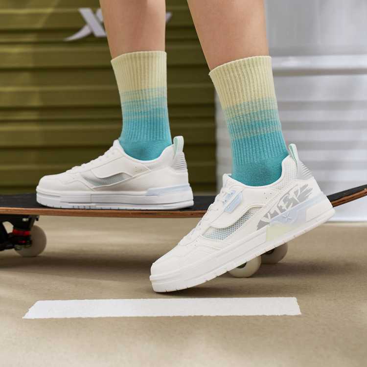 ز ѱ䡿רͬŮЬѧԺԼٴŮ˶ЬЬ 68Ԫ