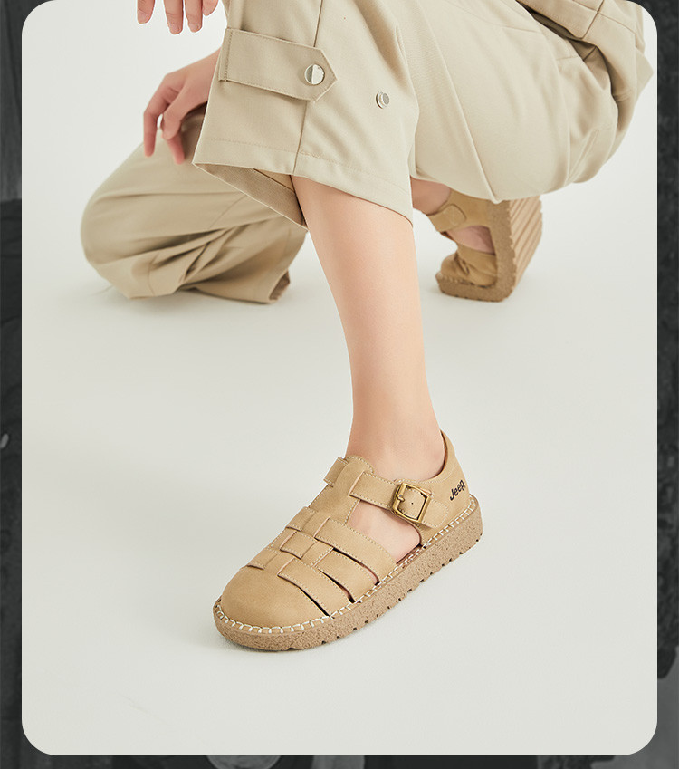 2024夏季款吉普女鞋时尚小众包头罗马凉鞋平底休闲气质女凉鞋