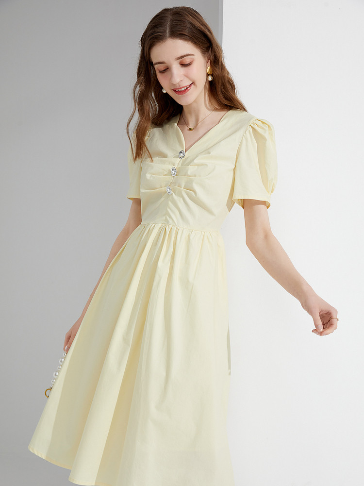 夏款气质设计感泡泡袖v领抽褶连衣裙女夏连衣裙女中长款